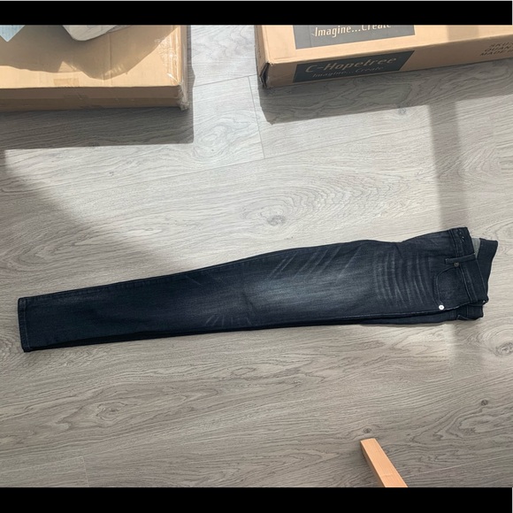 True Religion Super Skinny Denim - Picture 2 of 6